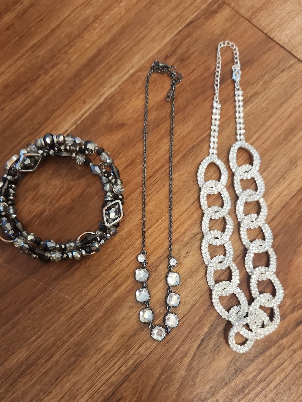 Glass Statement Necklaces in Silver And Memory Wire Bracelet